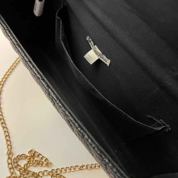 Black Chevron Chain Envelope Bag w/ Tassel - Picture 2 of 2